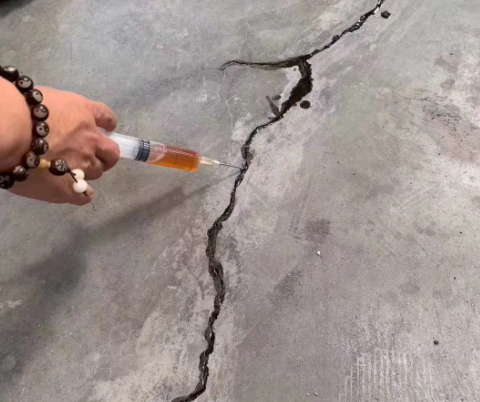 辽阳混凝土裂缝修补技术详解​